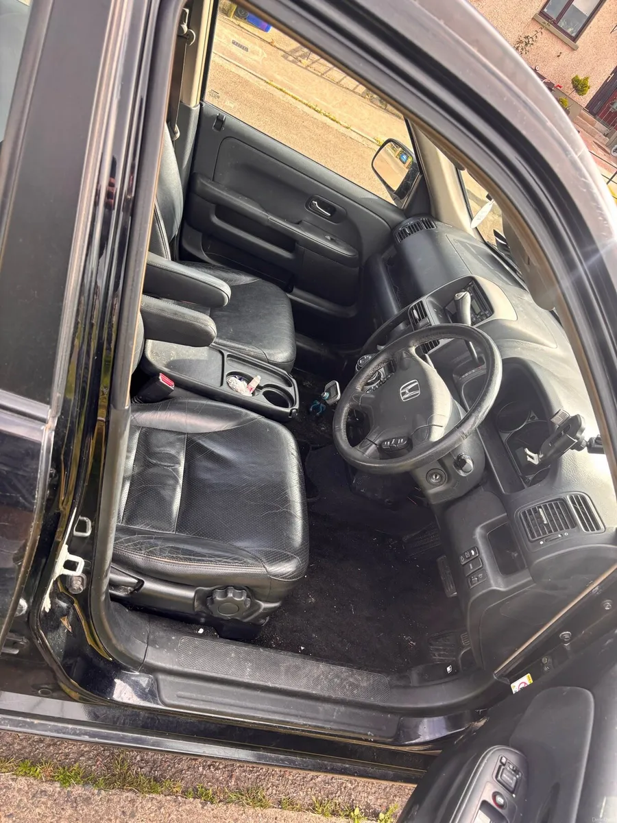 Honda crv k20 automatic 4 wheel drive - Image 4