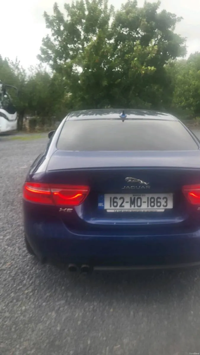 Car - Image 2