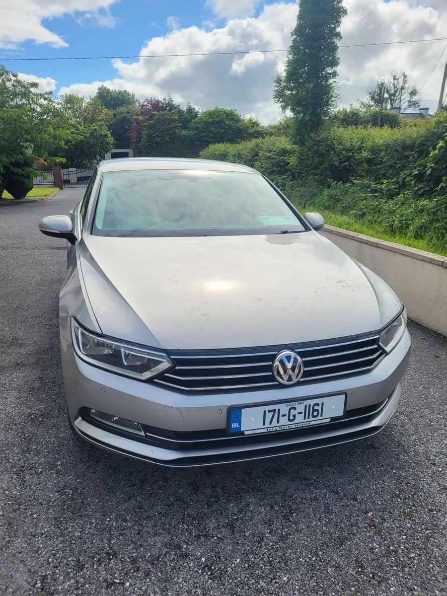 Volkswagen Passat 2017 - Image 1