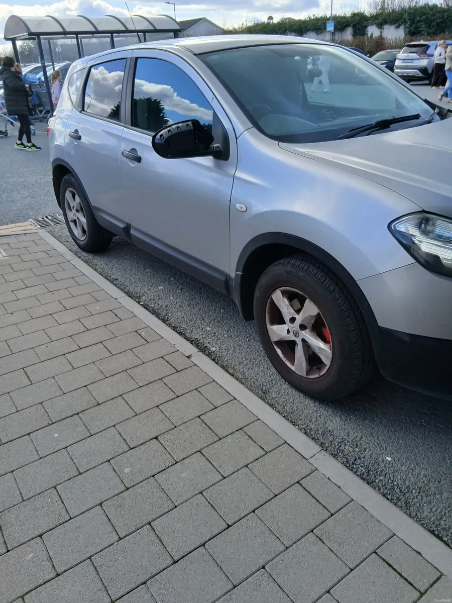 Nissan Qashqai 2013 - Image 1