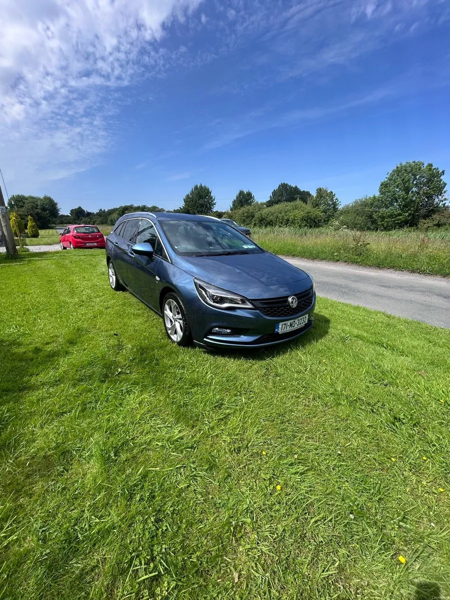 2017 Vauxhall Astra Sports Tourer SRi - Image 2