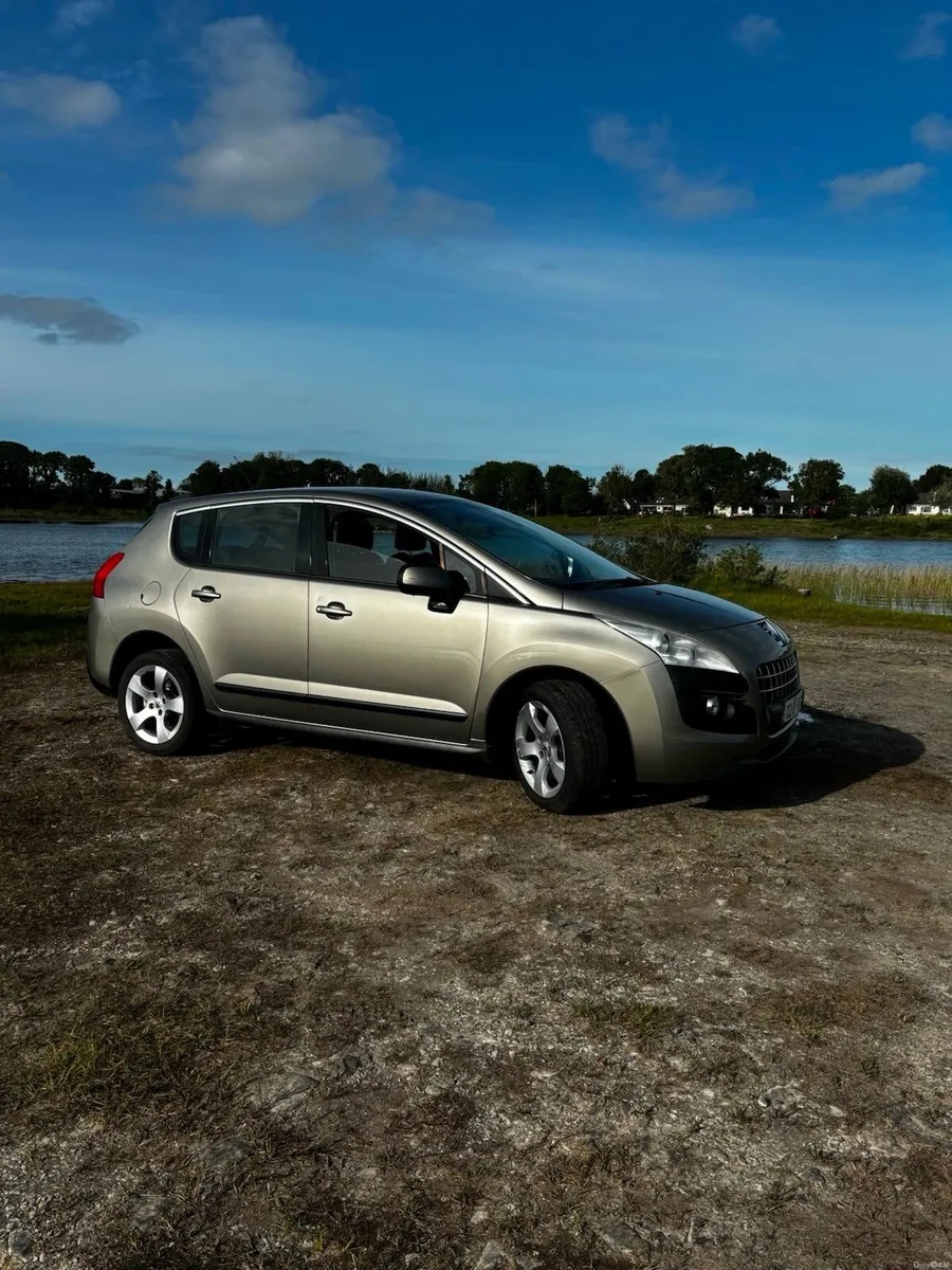 Peugeot 3008 2013 - Image 1