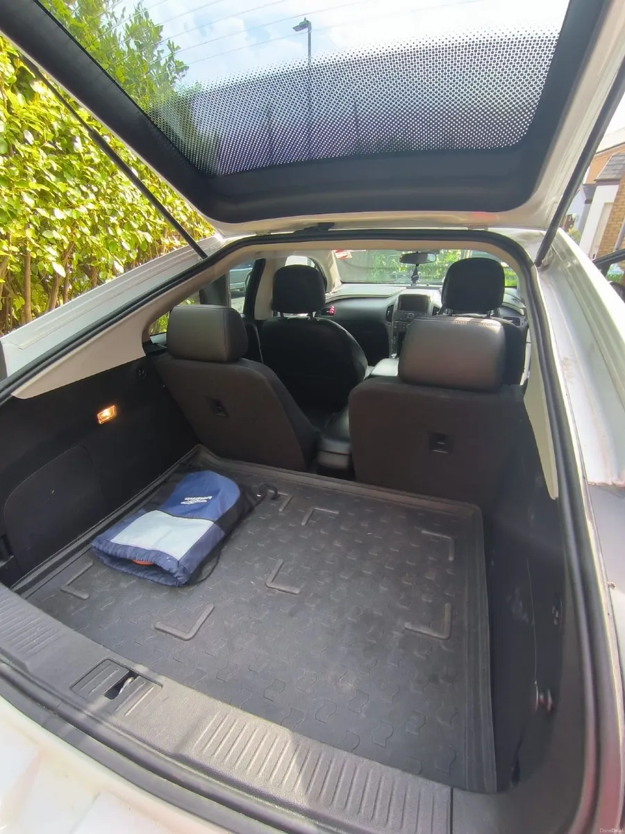 Vauxhall Ampera 2013 - Image 6