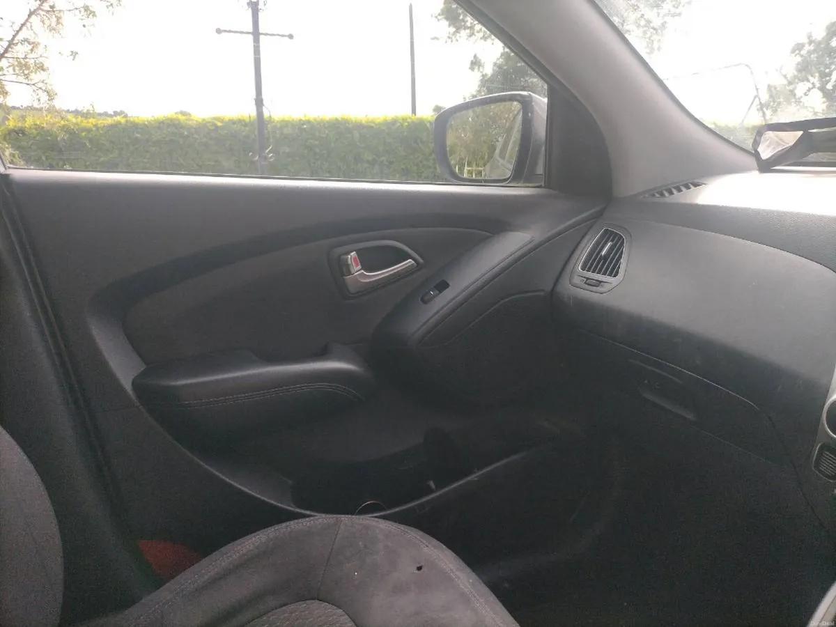 Hyundai ix35 - Image 6