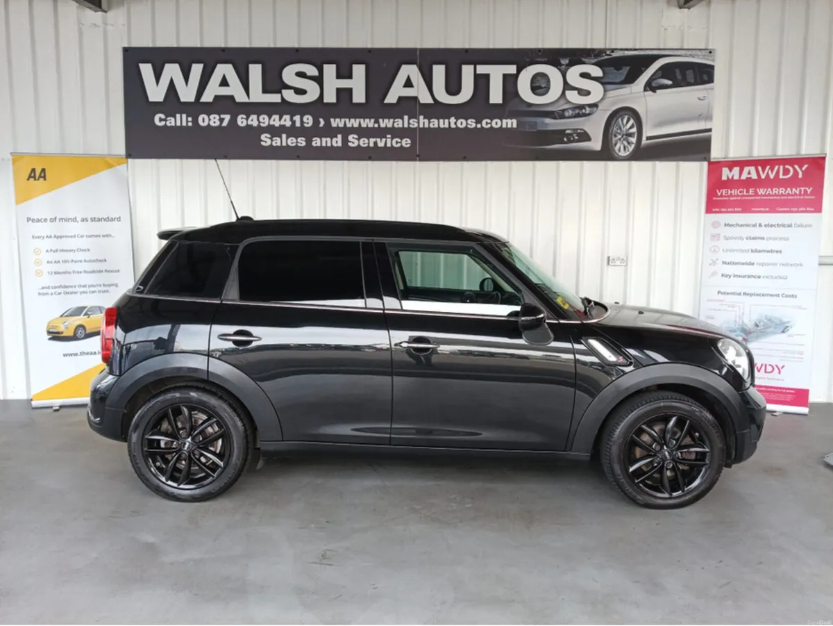 Mini Countryman 2.0 D SD 5DR COOPER - Image 3