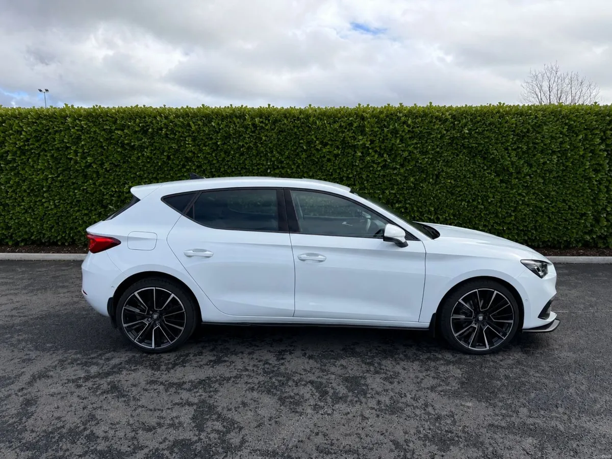 SEAT Leon 2022 - Image 3