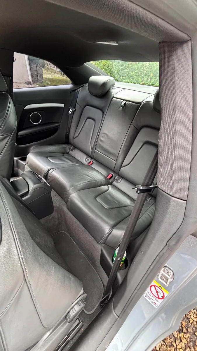 Audi A5 2010 Sline  207 hp - Image 3