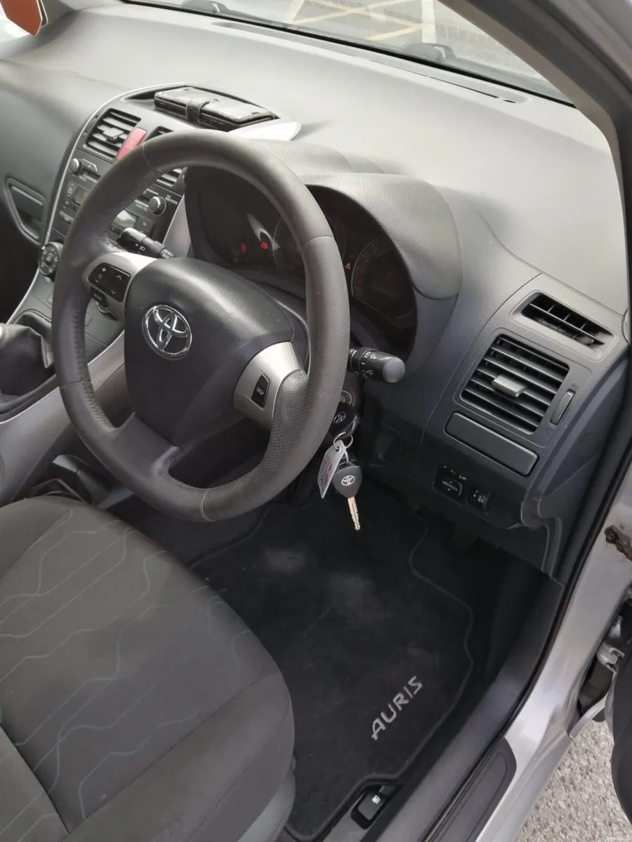 Toyota Auris 1.4 D4D - Image 3