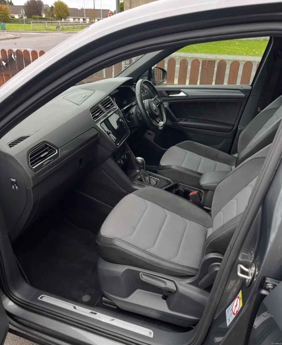 Volkswagen Tiguan 2018 - Image 3