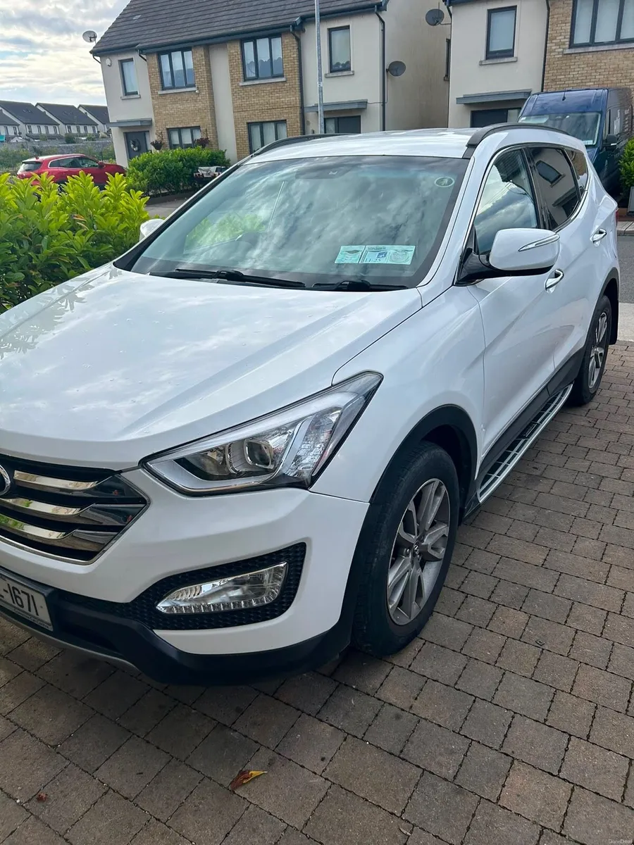 Hyundai Santa Fa - Image 1