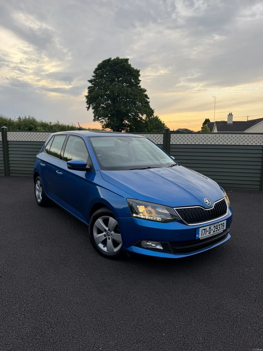 Skoda Fabia 1.2tsi *one owner from new* - Image 2