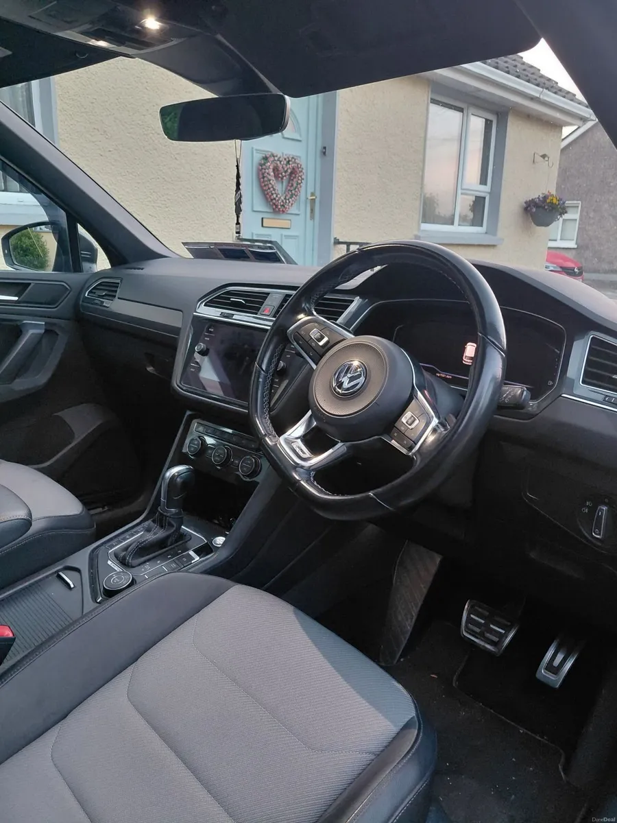 Volkswagen Tiguan 2019 R line 4 Motion - Image 2