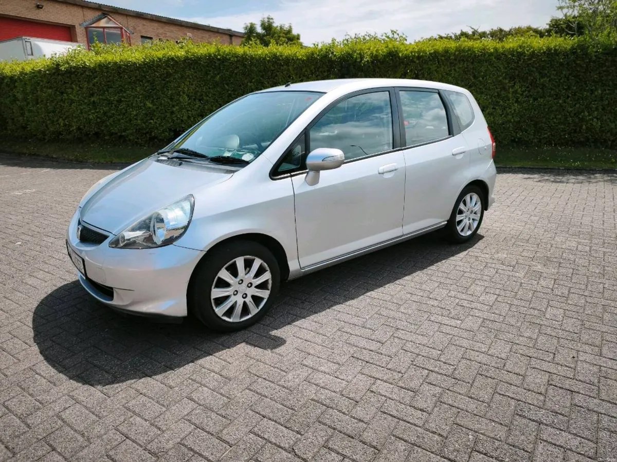 Honda Jazz Automatic - Image 1
