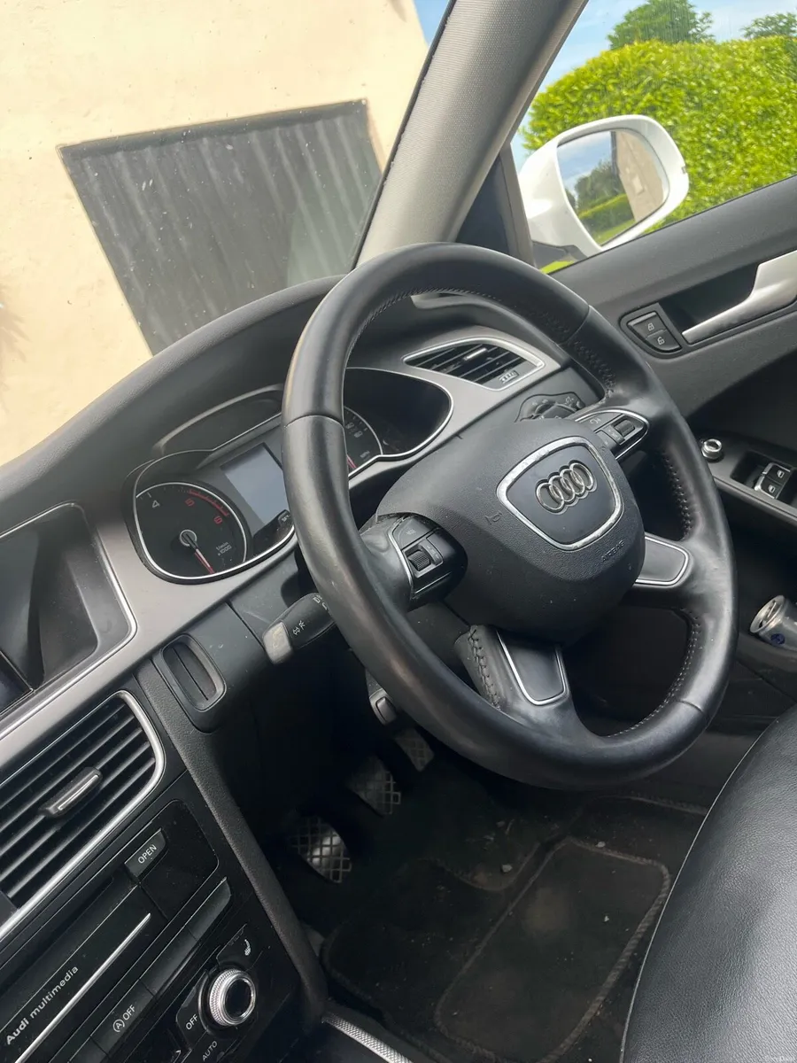 Car - Image 3