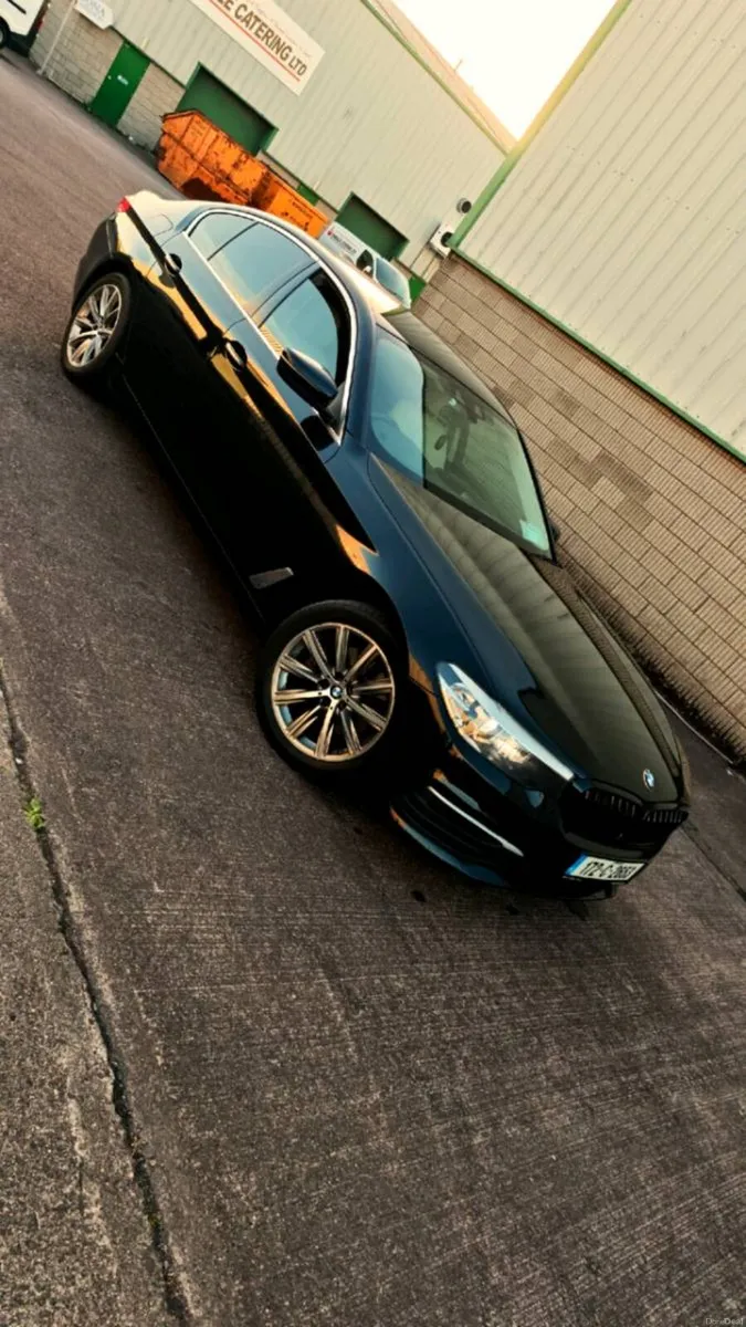 2017 BMW 520d - Image 1