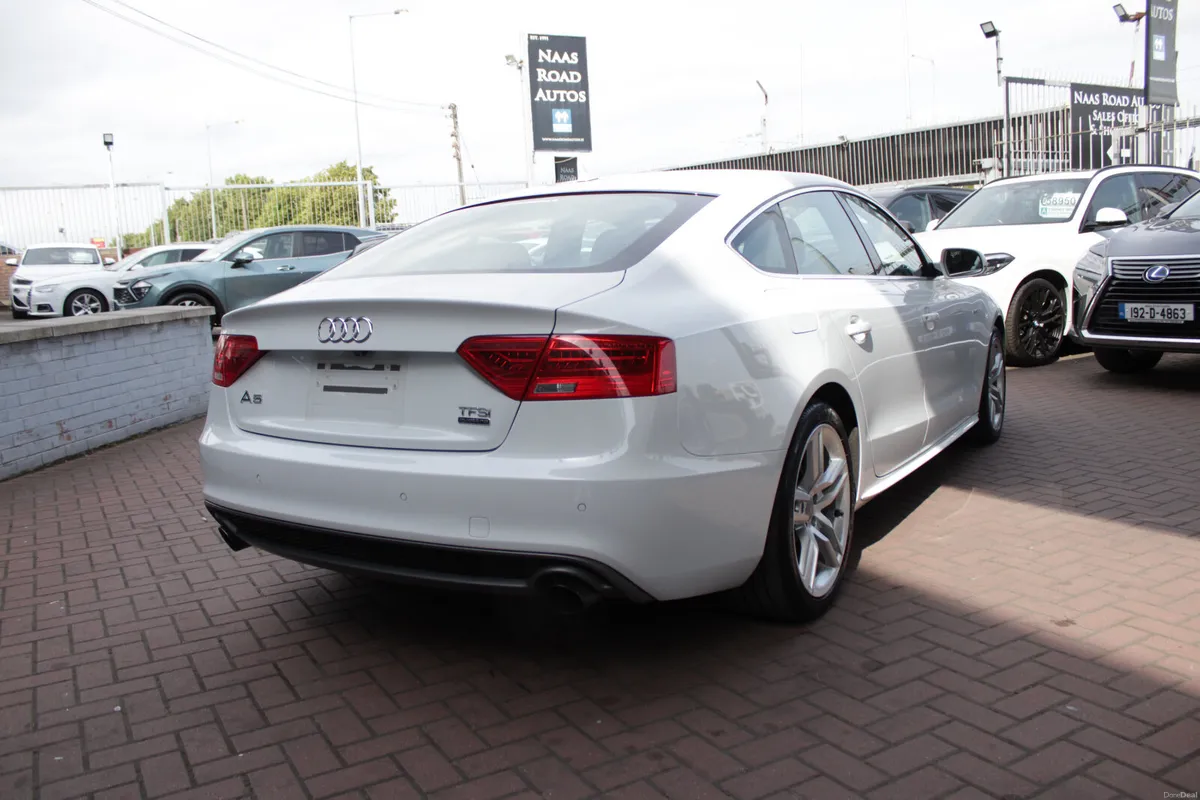 AUDI A5 SPORTBACK 2.0TFSI S-LINE QUATTRO 5DR AUTO - Image 4