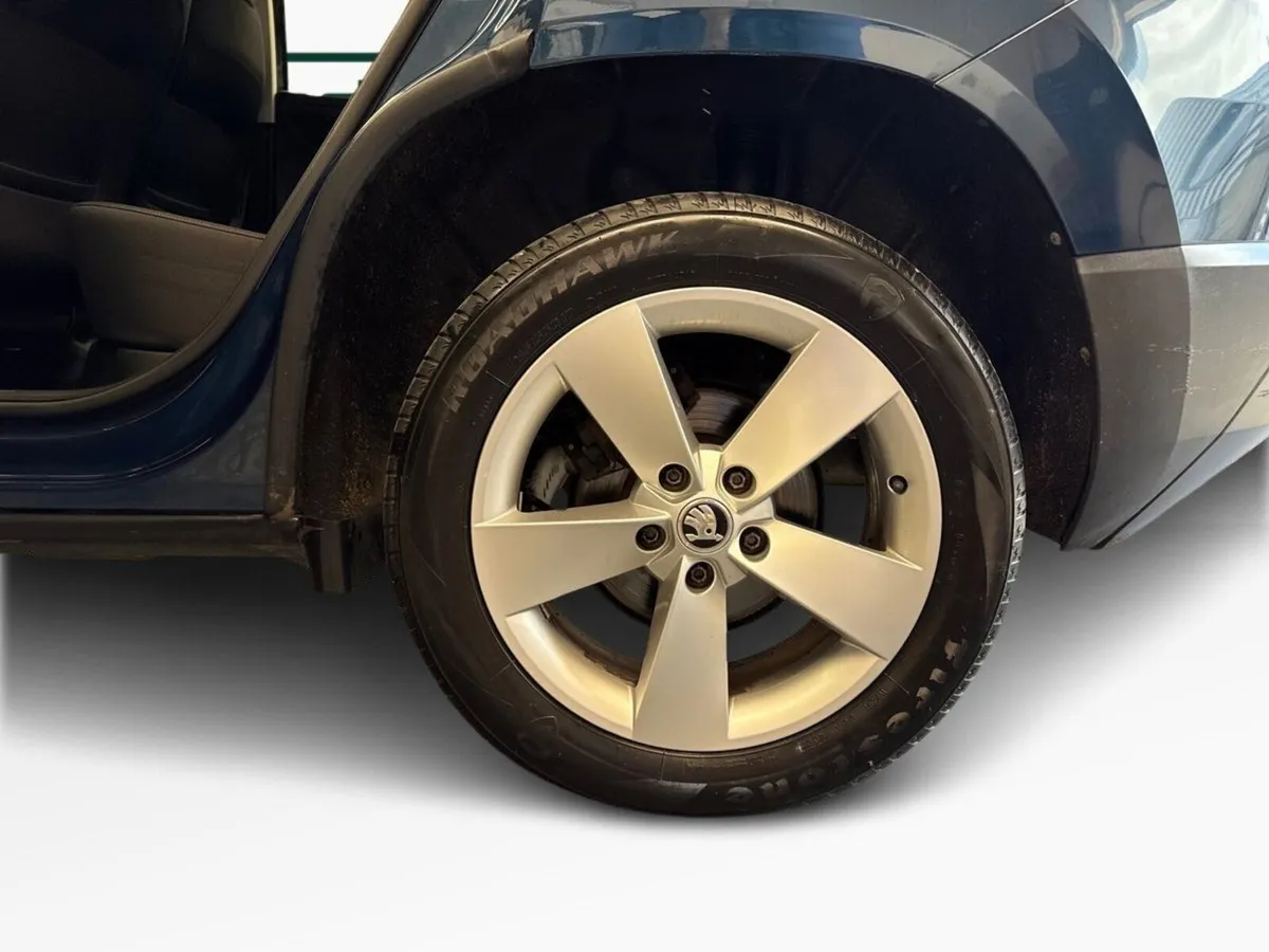 Skoda Karoq 2.0TDI AMB *FLASH SALE* €80 PER WEEK - Image 6