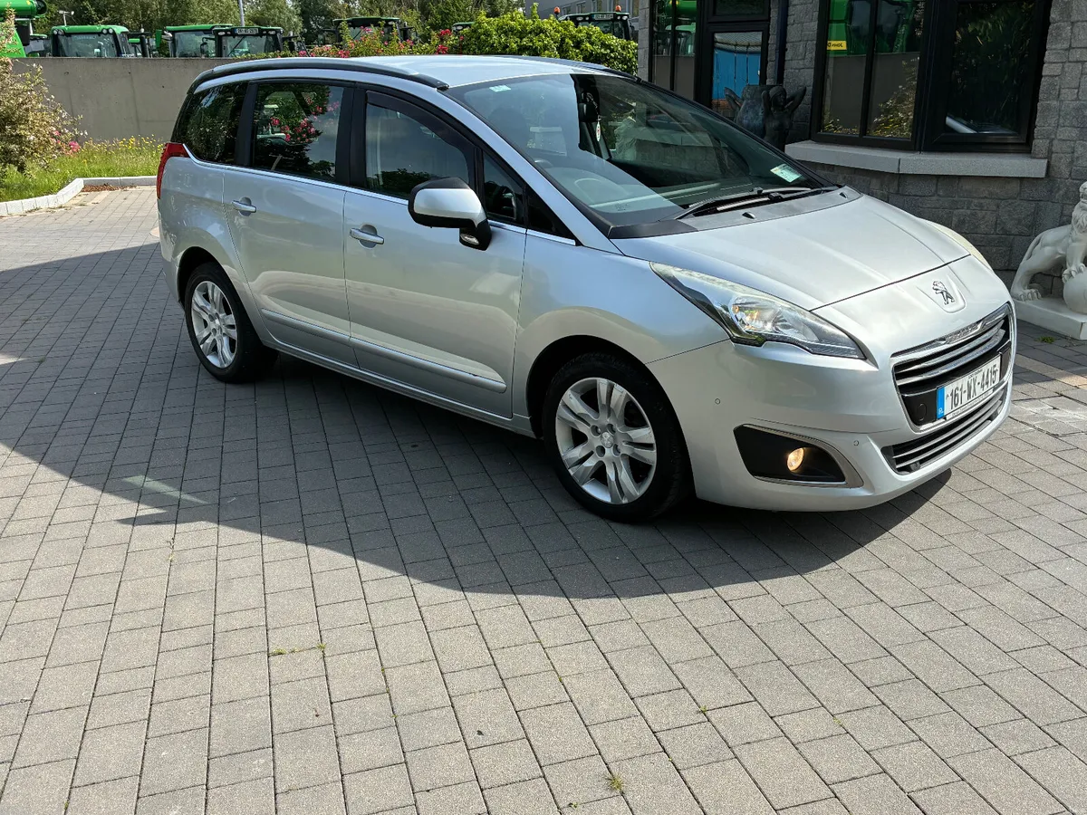 2016 Peugeot 5008 7 seater - Image 1