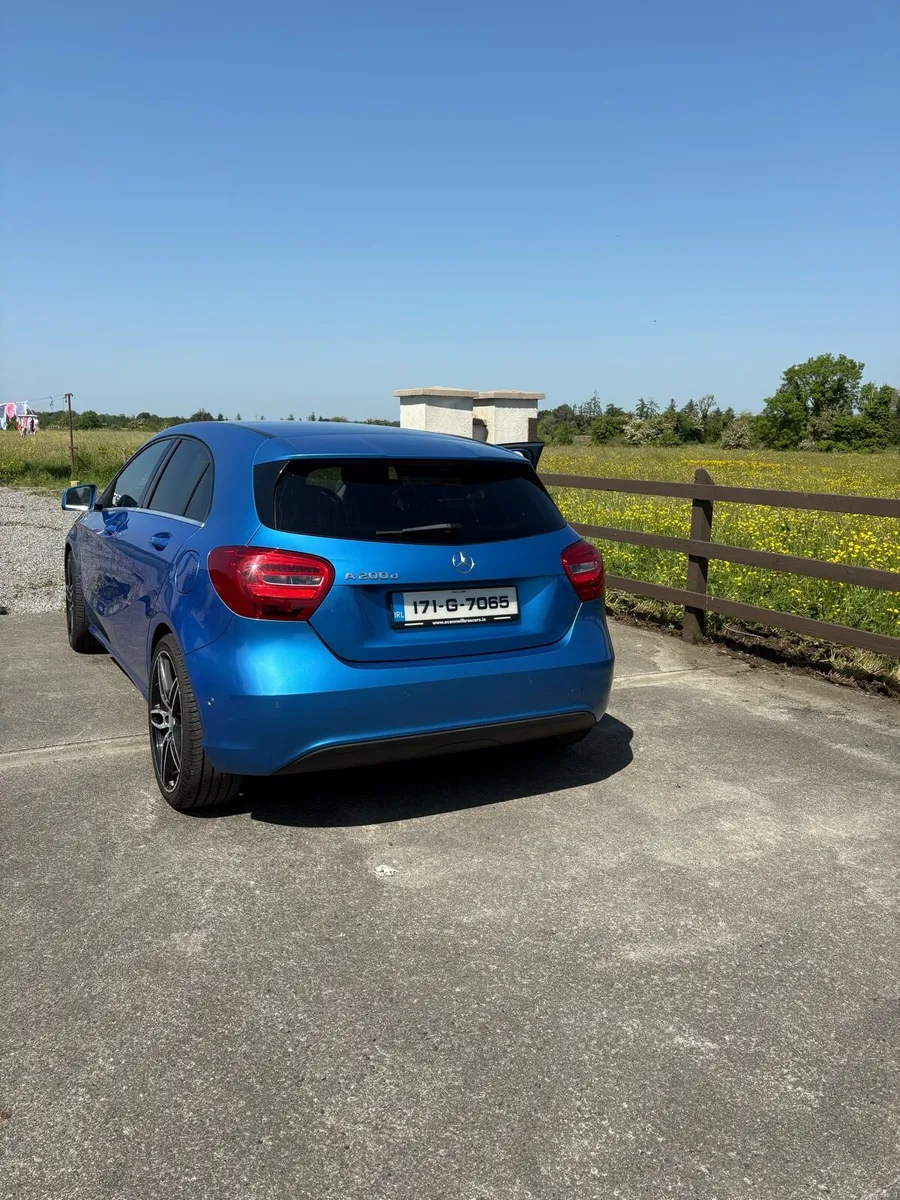 2017 Mercedes-Benz A-Class A180 Automatic - Image 3