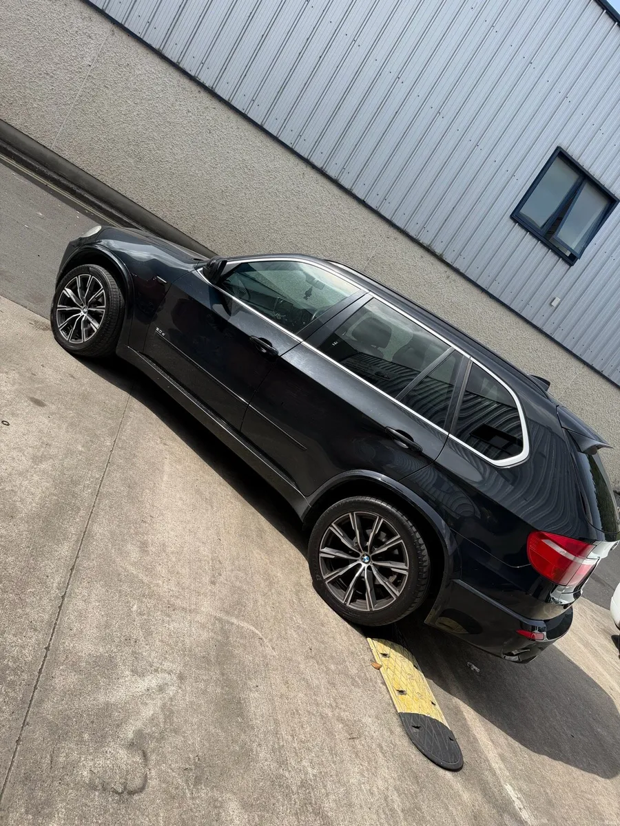 BMW x5 n1 5 seater - Image 3