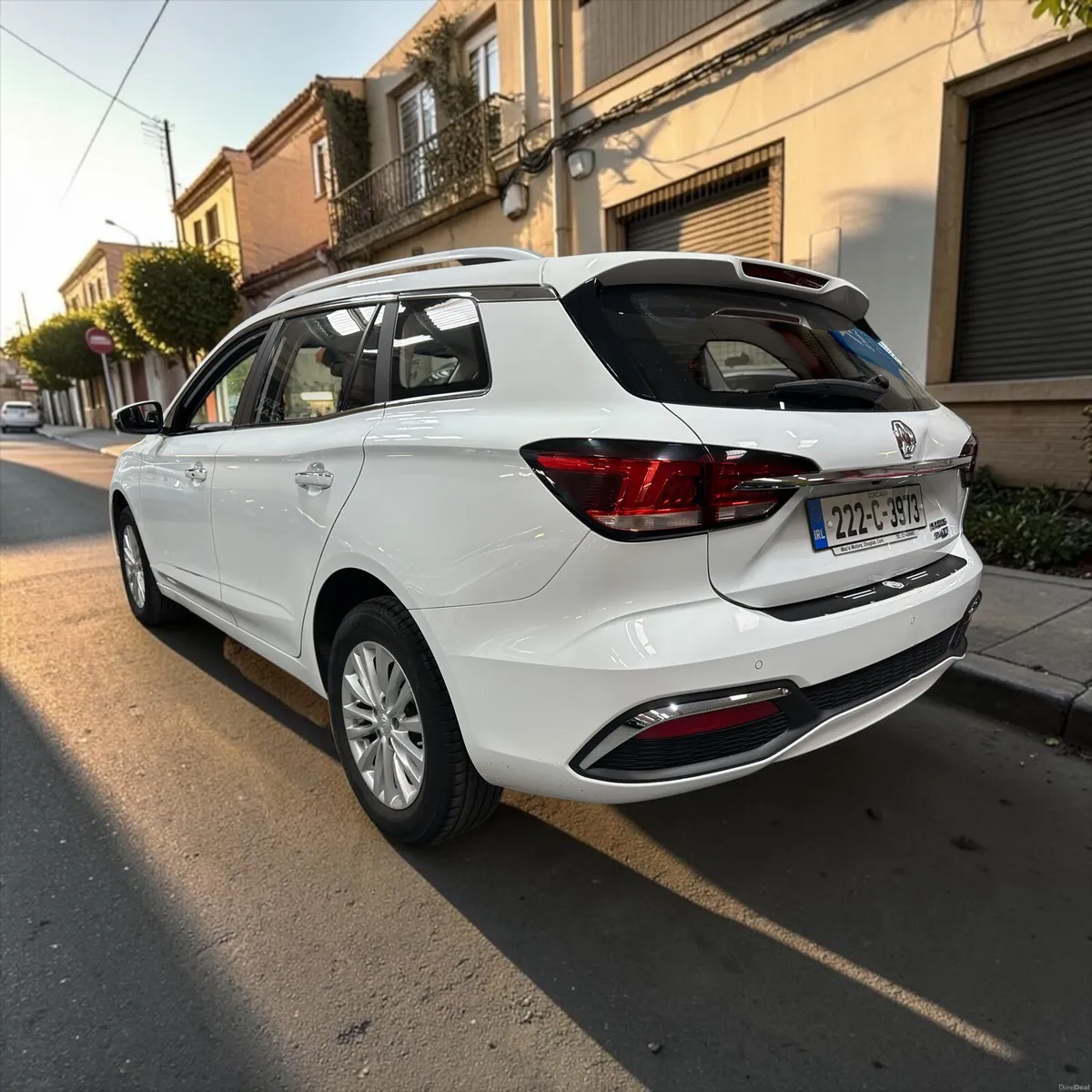2022 MG MG5 Exclusive EV Long Range 364 km range - Image 2