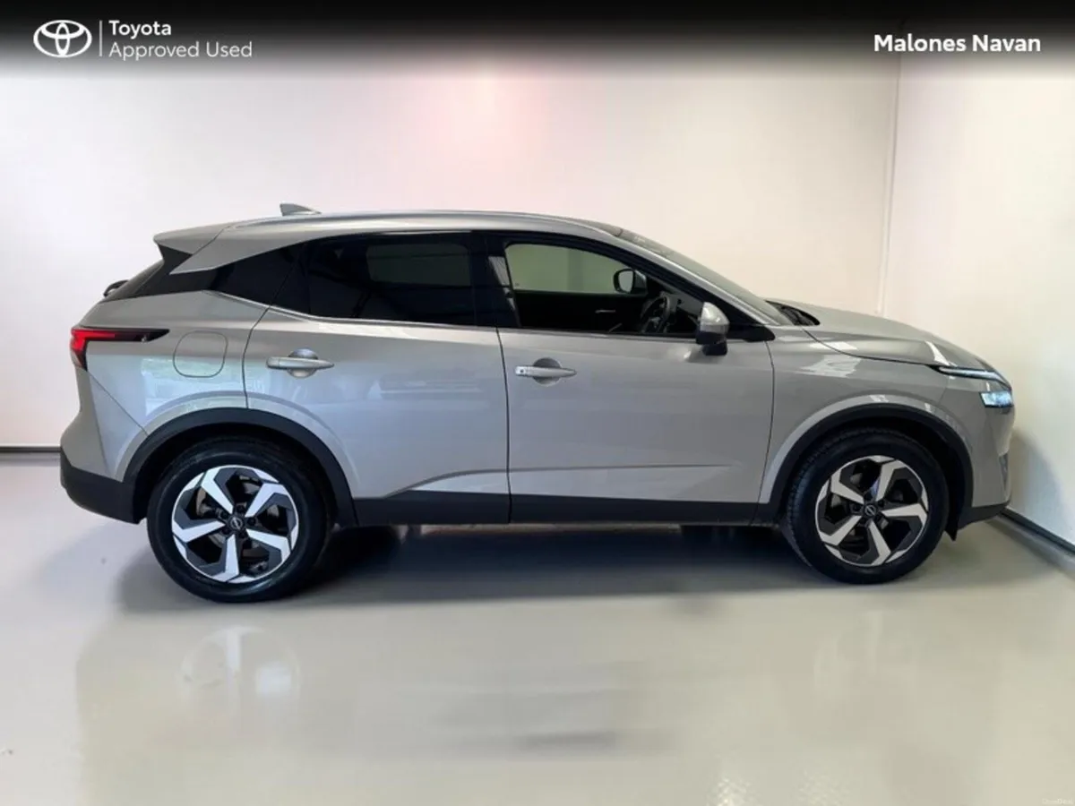 Nissan Qashqai QQ 1.3 HYB SV PREMIUM GR RR MY - Image 3