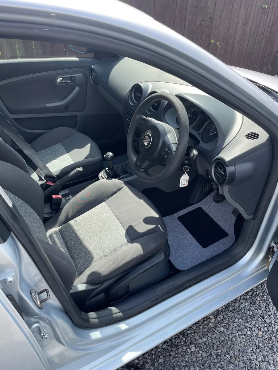 SEAT Ibiza 2009 - Image 3