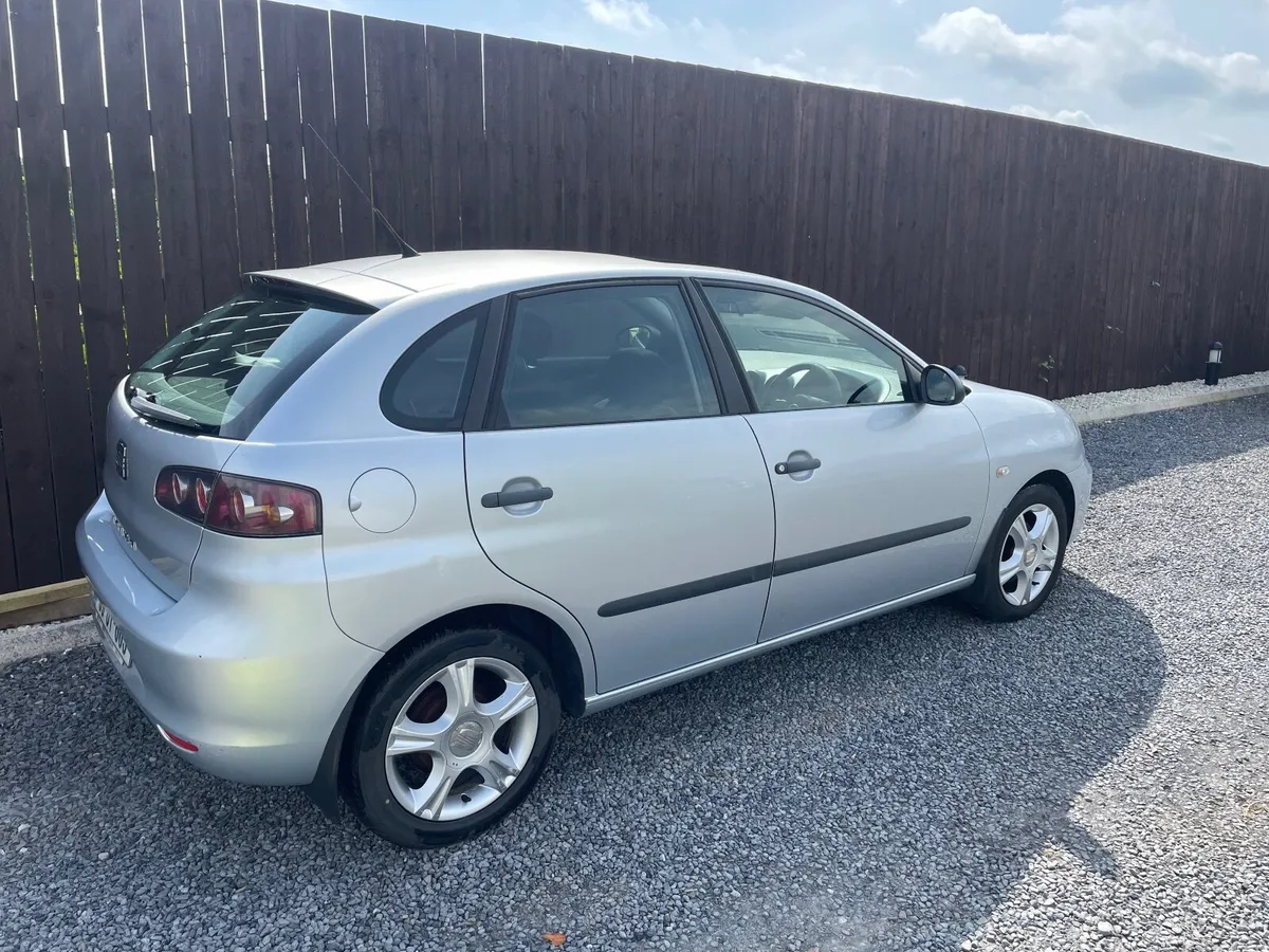 SEAT Ibiza 2009 - Image 4
