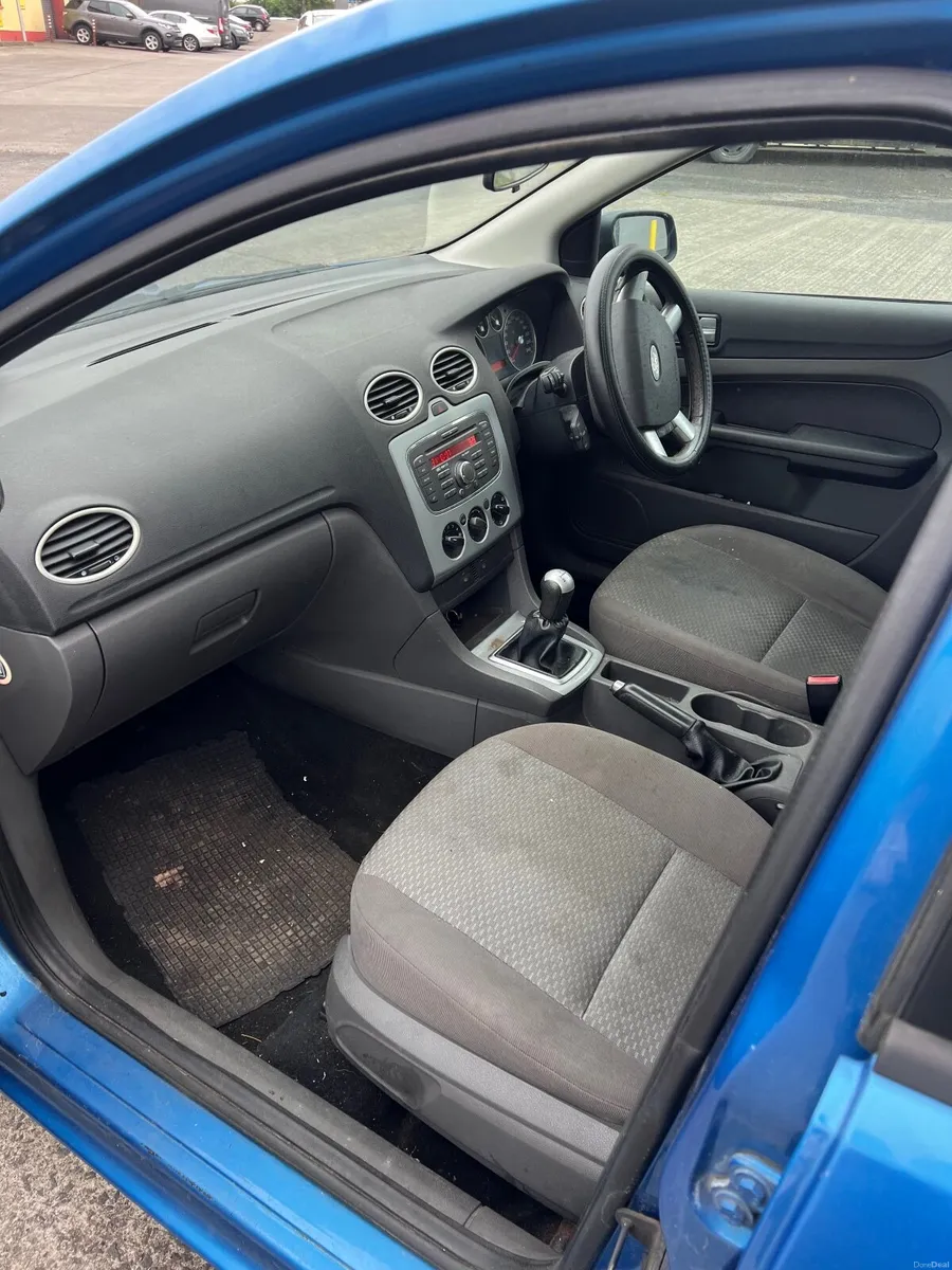 Ford Focus 2008 - Image 2