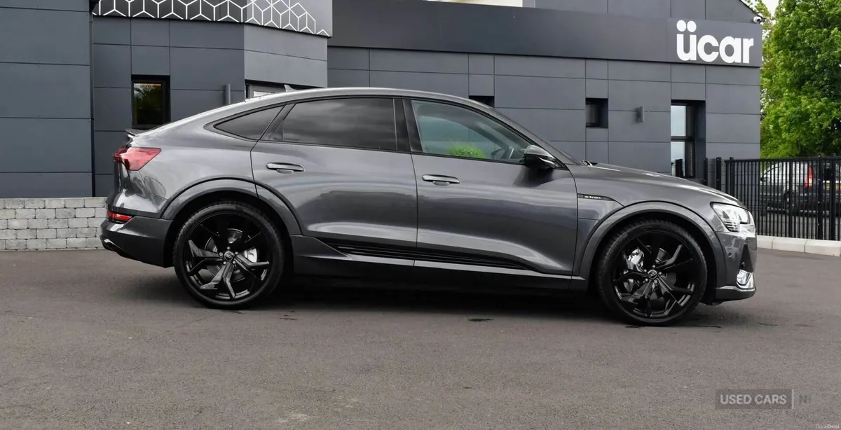 Audi e-tron Sportback 55 S Line Quattro Auto 4WD 5 - Image 4