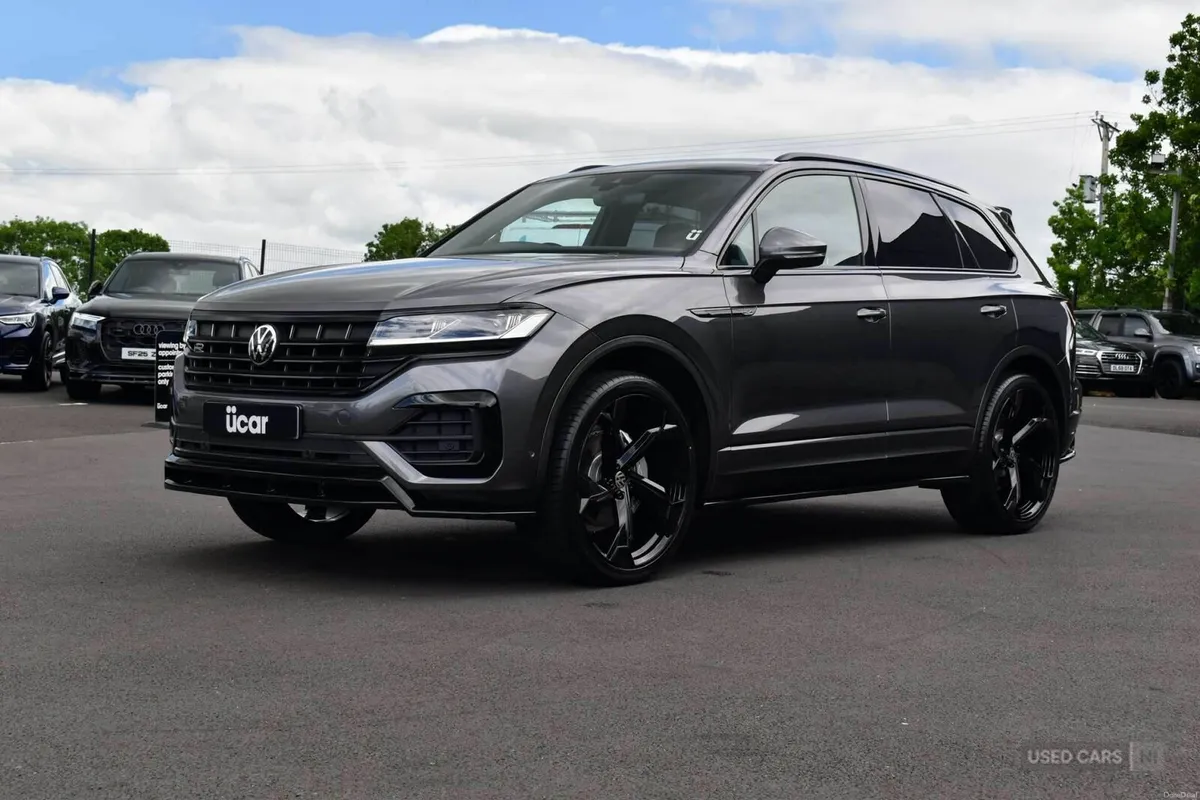 Volkswagen Touareg 3.0 Touareg V6 R-Line TDI Auto - Image 3