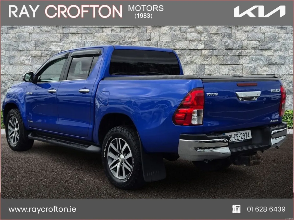 Toyota Hilux HILUX 2.4 D4D INVINCIBLE 4WD D - Image 4