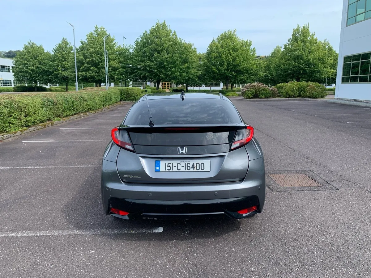 2015 Honda Civic 1.6 i-DTEC SE – 155,000 km - Image 4