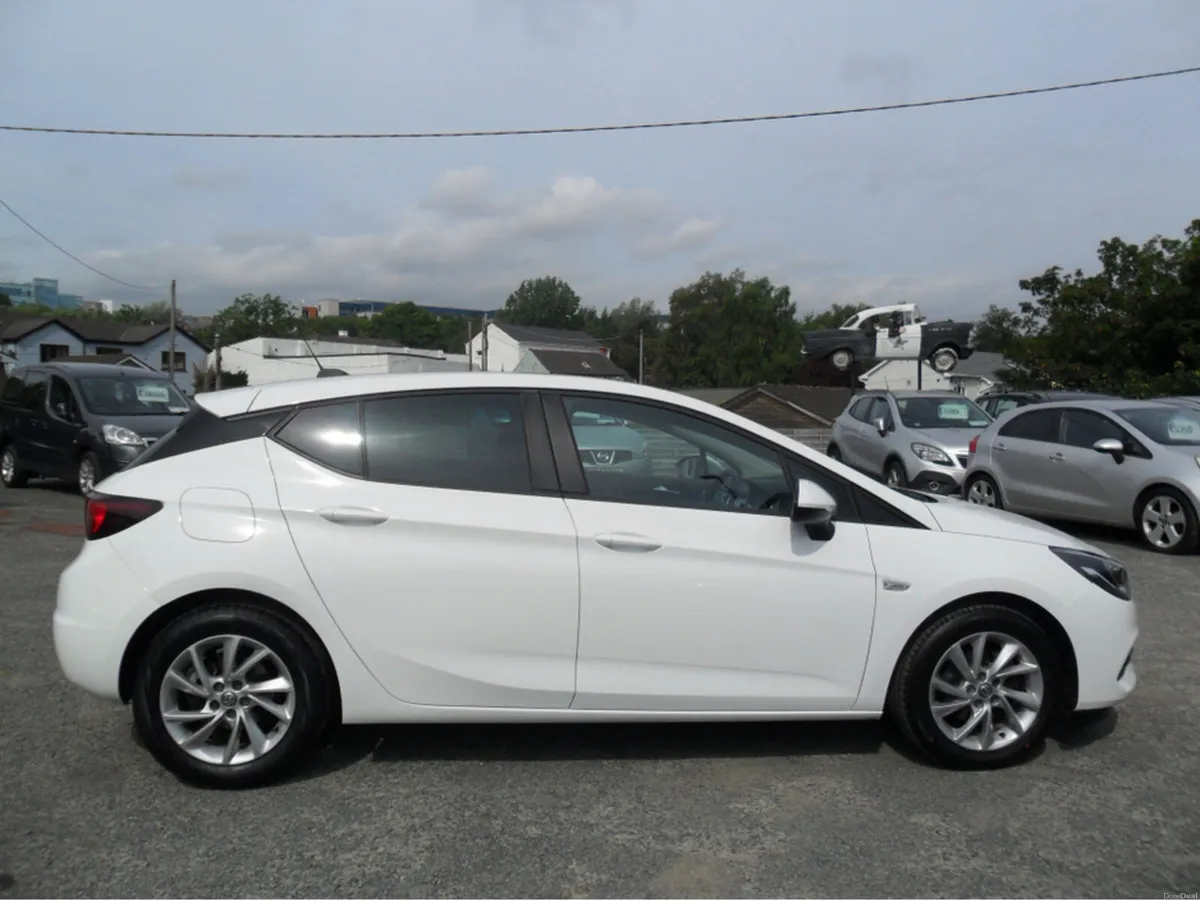 Opel Astra 1.2 BUS ED NAV  5DR......NCT 07/28..... - Image 2
