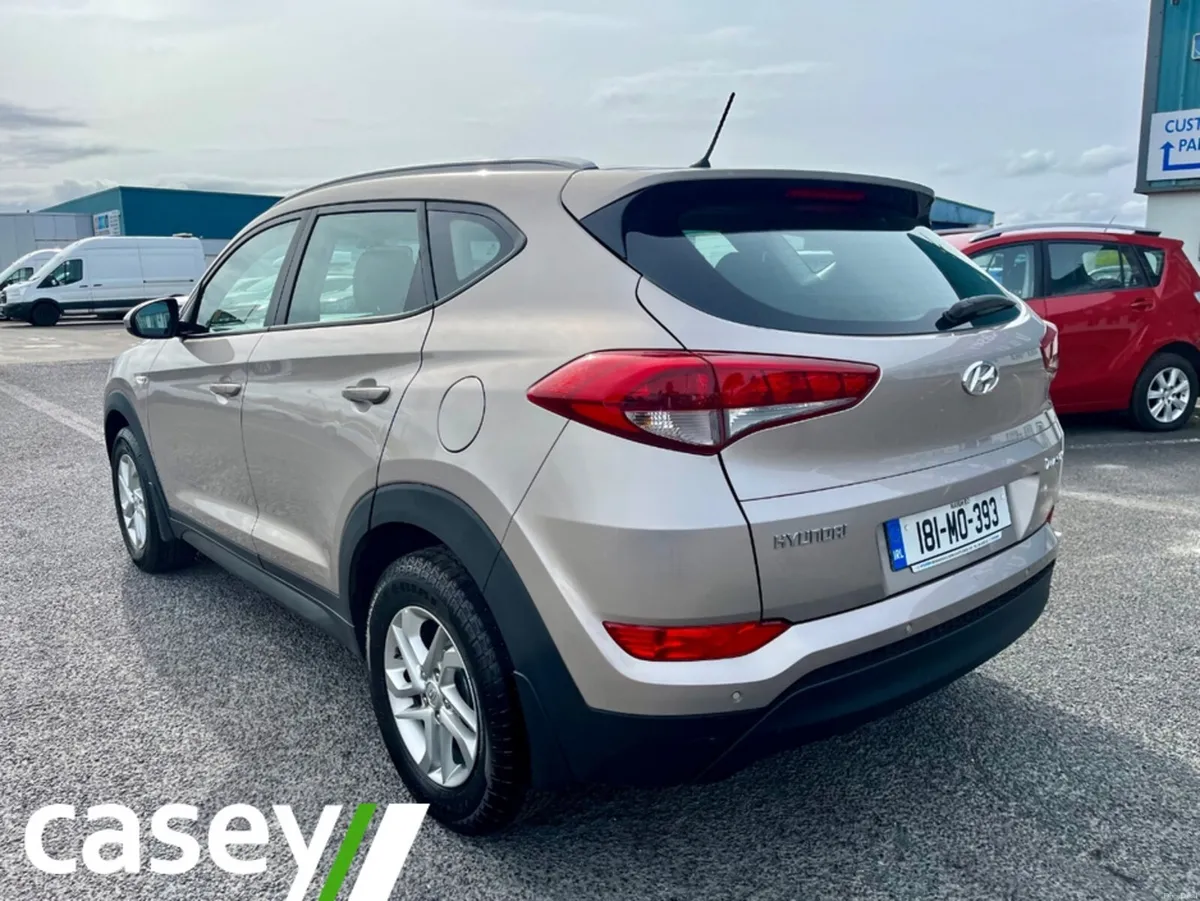 Hyundai Tucson IX35 1.7 COMFORT 5DR - Image 2