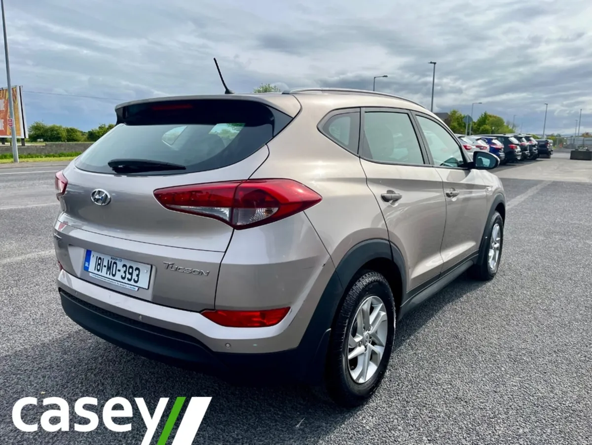 Hyundai Tucson IX35 1.7 COMFORT 5DR - Image 3