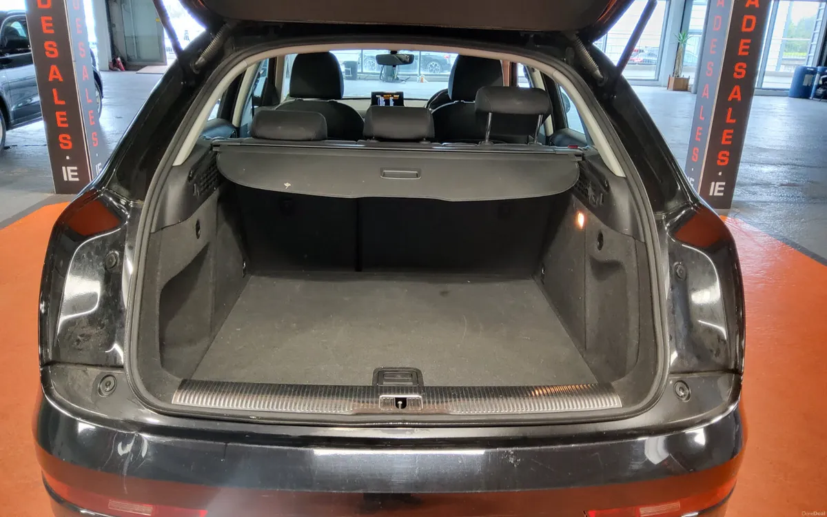 Audi Q3 2017 - Image 4