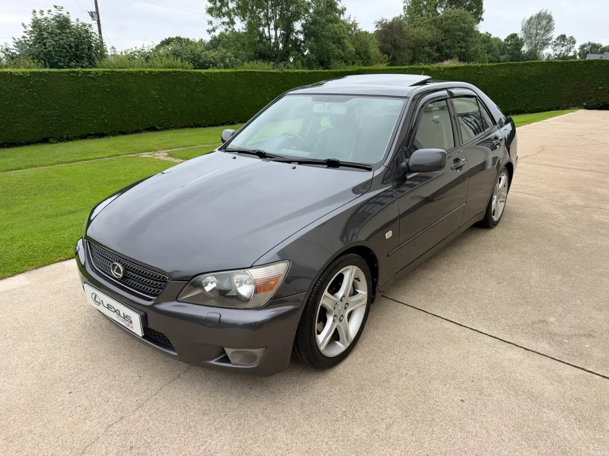 2004 LEXUS IS200 SE | BLACK LEATHER | EXTRAS - Image 1