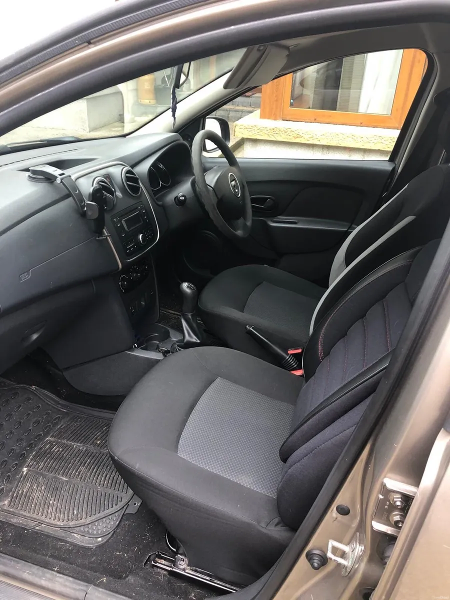 Dacia Logan - Image 4