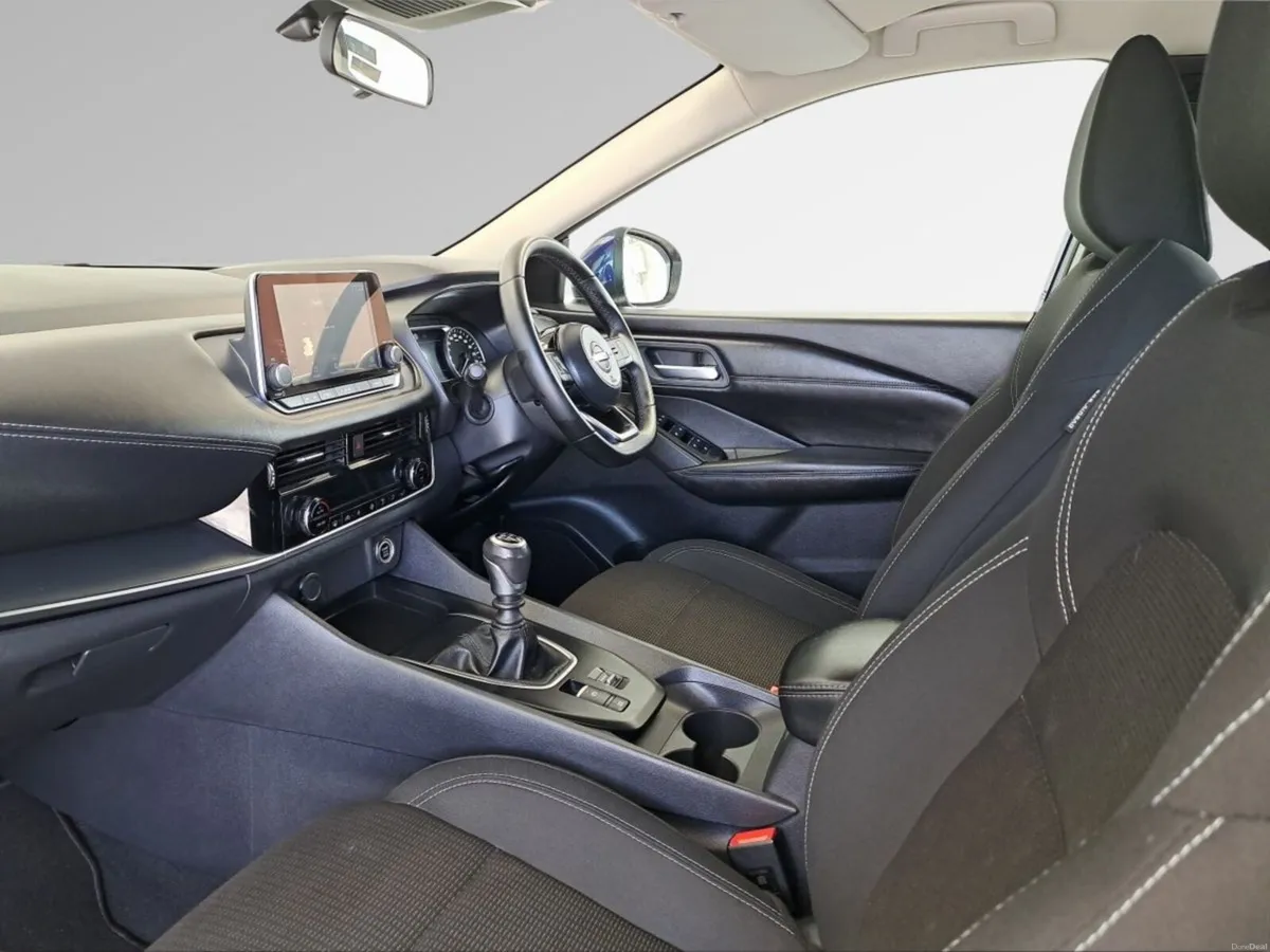 Nissan Qashqai 1.3 PET MILD HYBRID SV €3000 Scrapp - Image 4