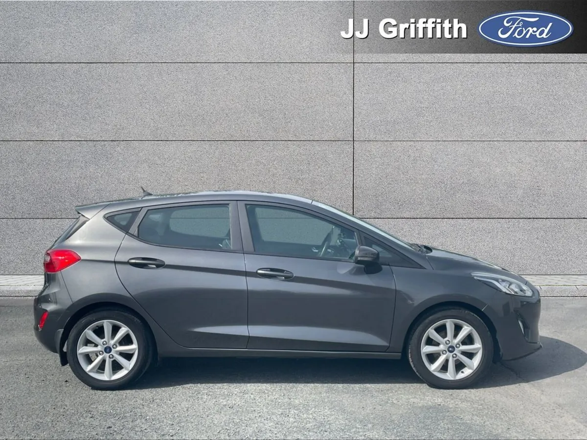 Ford Fiesta 1.1L 70 PS Zetec - Image 4