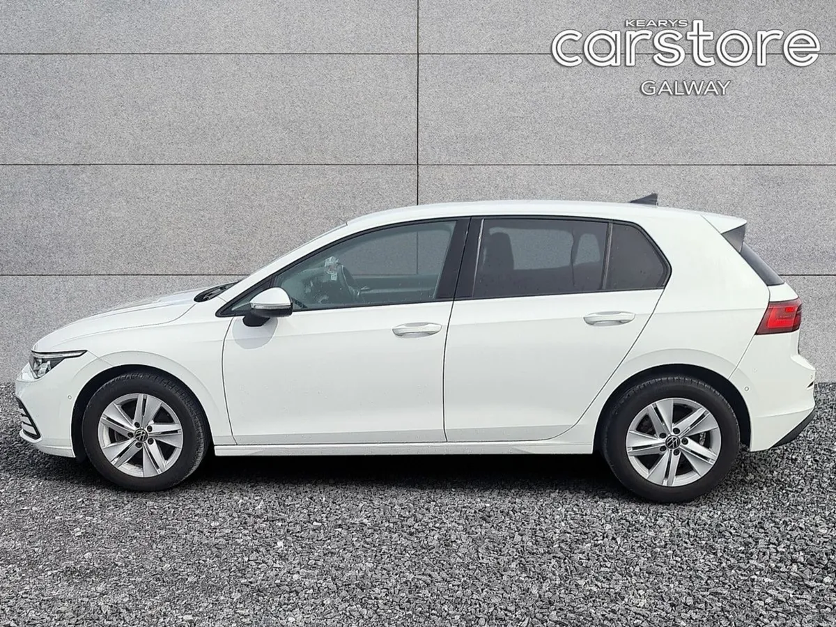 Volkswagen Golf eTSI Active - Image 6