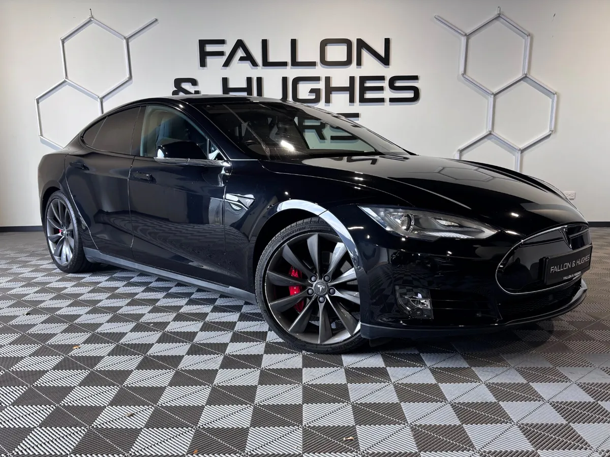 2016 TESLA MODEL S P90D // LOW KMS - Image 1