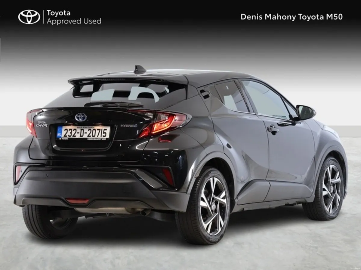 Toyota C-HR Sport Hybrid - Image 2