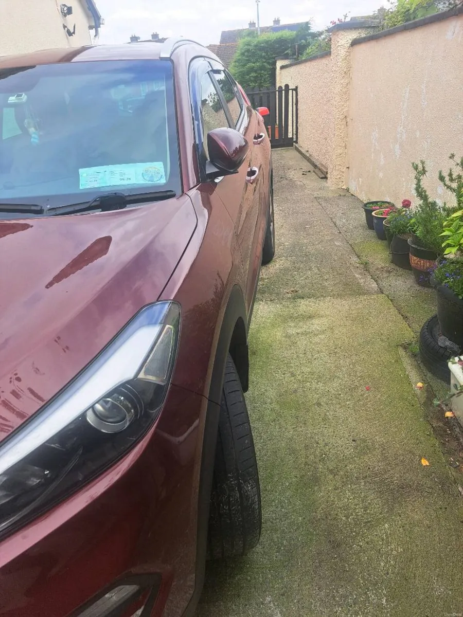 Car - Image 2