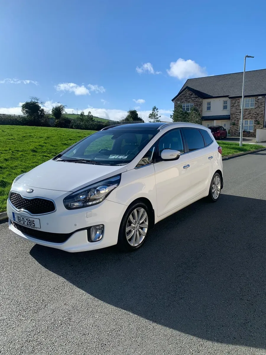 Kia Carens 2016 - Image 1