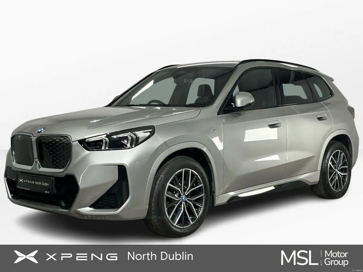 BMW iX1 M-Sport eDrive20 204BHP - Reversing Camera - Image 1