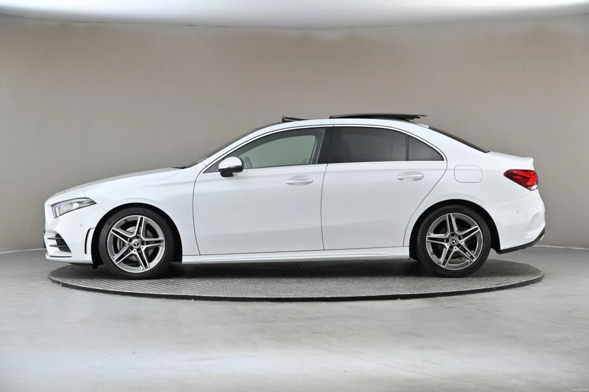 Mercedes-Benz A-Class A 180 AMG LINE SALOON **LEAT - Image 5