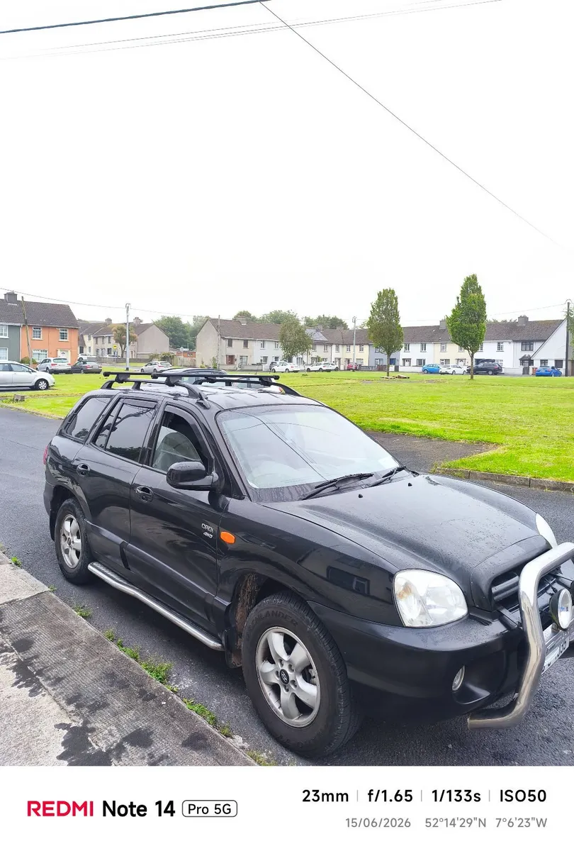 Hyundai Santa Fe 2006 - Image 2