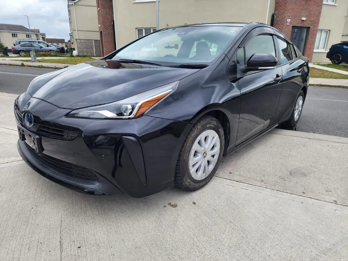 Toyota Prius 2021 (73.km) High Spec + Taxi Plate - Image 1